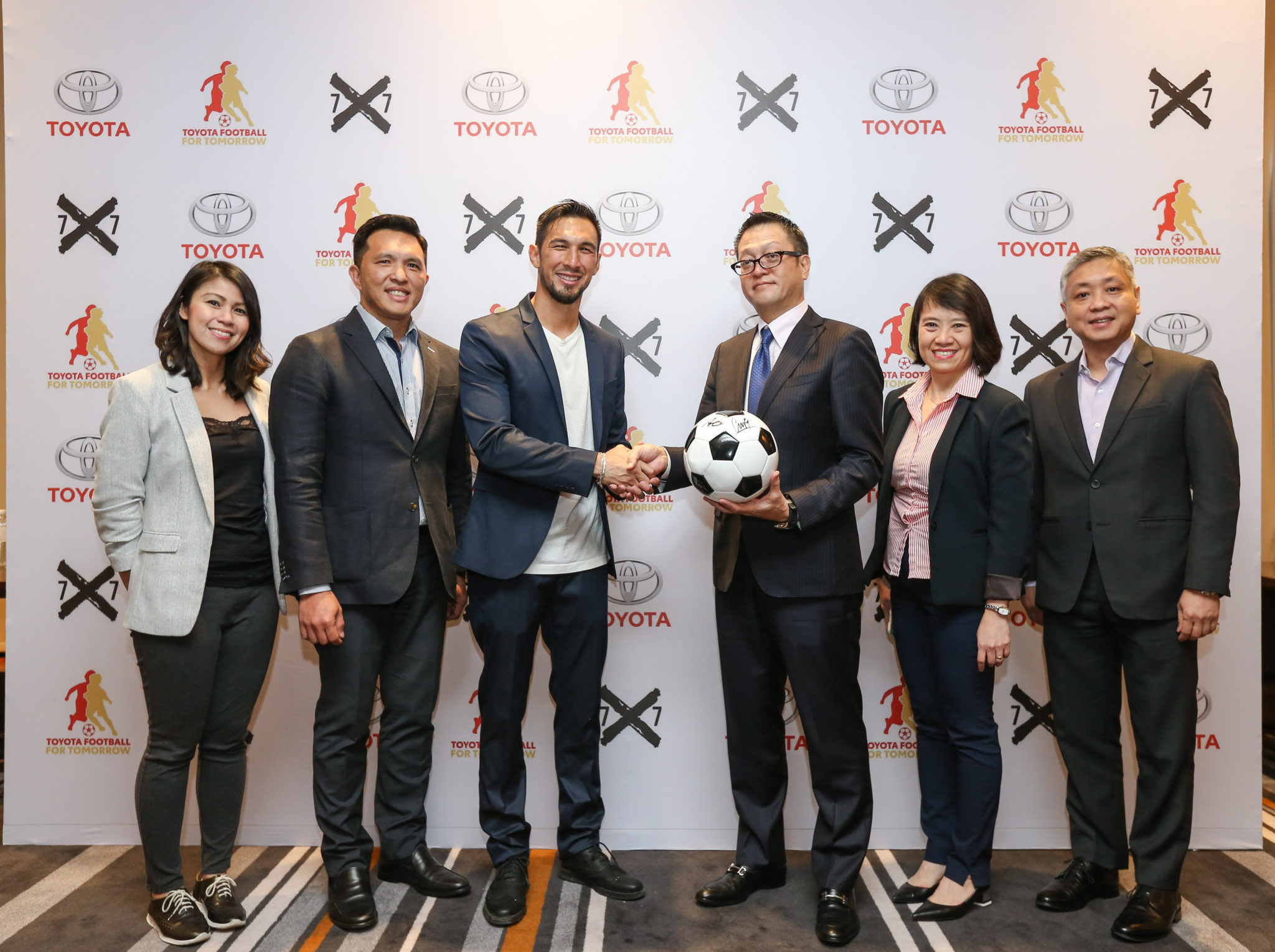 Toyota kicks off 'Football for Tomorrow' program in PH - Toyota Albay ...