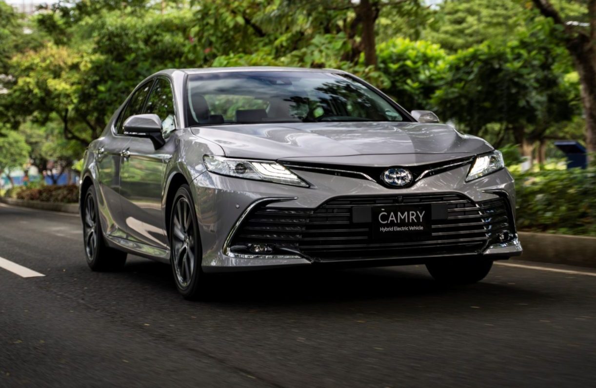 Toyota PH remains a breed ahead with New Camry Hybrid - Toyota Albay ...